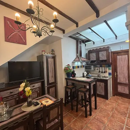 Apartment Apto Centro Historico Medieval Estepona